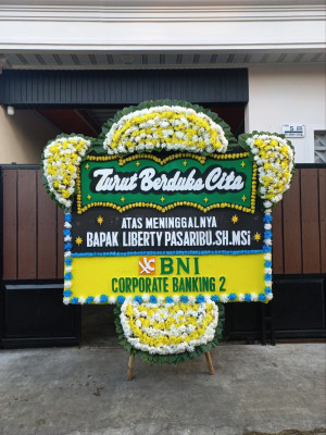 Papan Bunga Duka di Mataram Timur