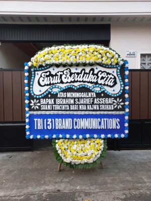 Papan Bunga Duka di Mataram Timur